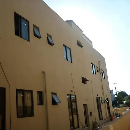 Διαμέρισμα Tseri Budget Residences *